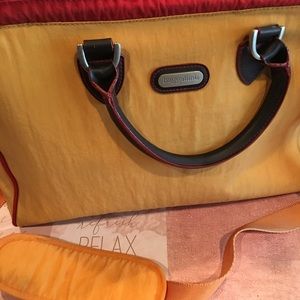 Baggallini travel bag